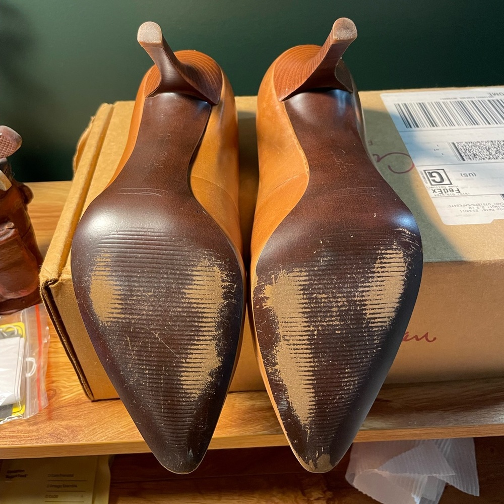 Cole Haan Mariela Pumps - Picture 3 of 4